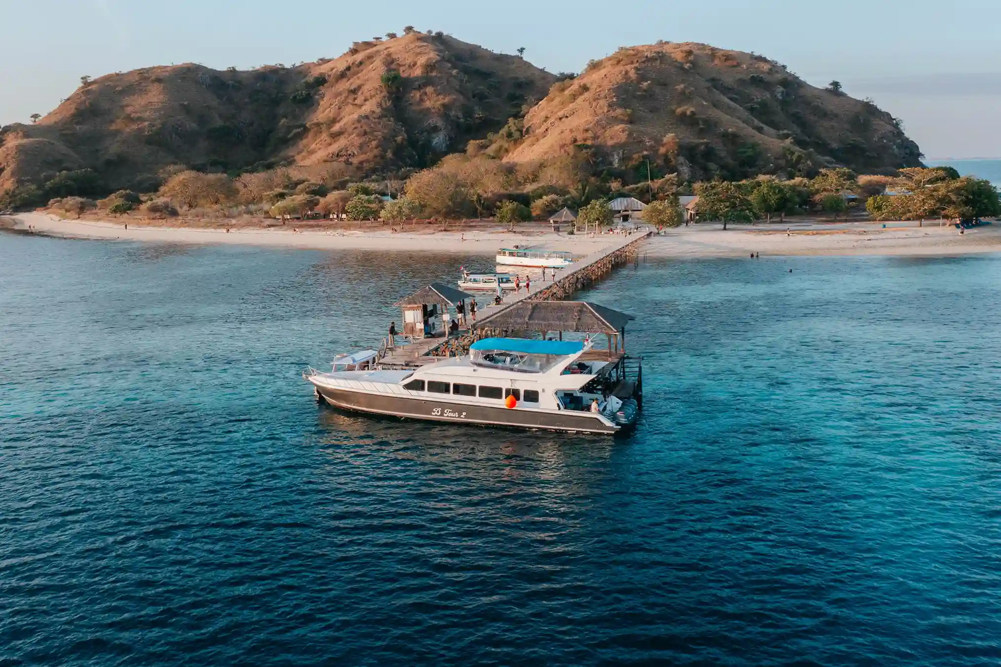 The jetty and shallow clear water at Kanawa Island